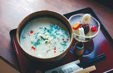 冷やしツナマヨうどんあんみつセット（夏季限定）